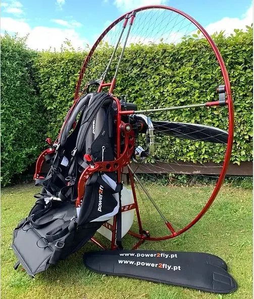 Power2fly LAF (Light As Feather) Paramotor